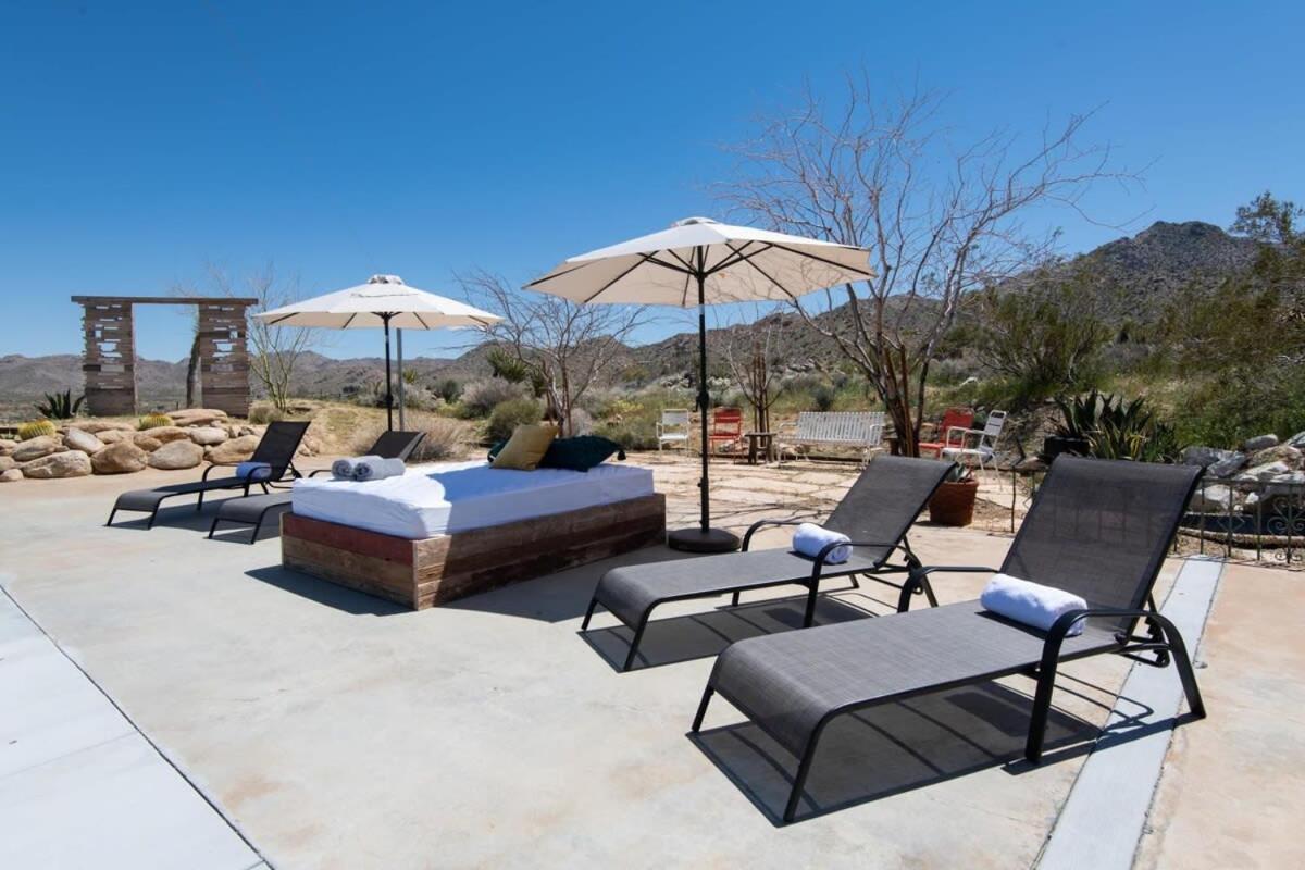 Renovated Lodge - Room 3 With Pool Access Joshua Tree Exteriér fotografie