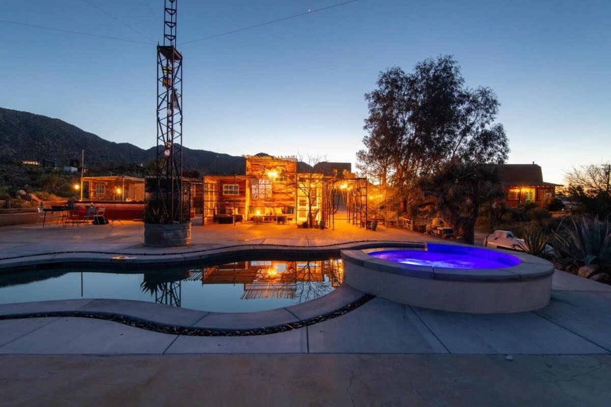 Renovated Lodge - Room 3 With Pool Access Joshua Tree Exteriér fotografie