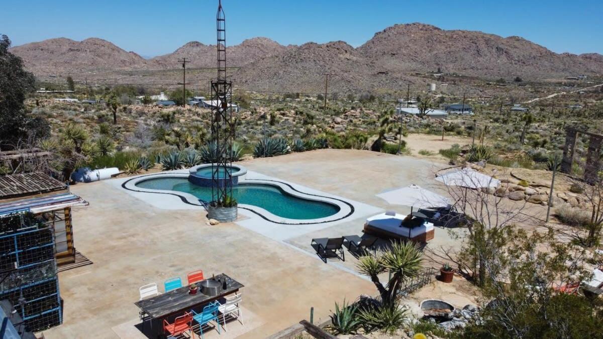 Renovated Lodge - Room 3 With Pool Access Joshua Tree Exteriér fotografie